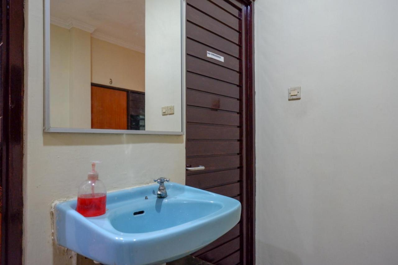 KoolKost near Kawasan Simpang Lima Semarang Hotel Bagian luar foto