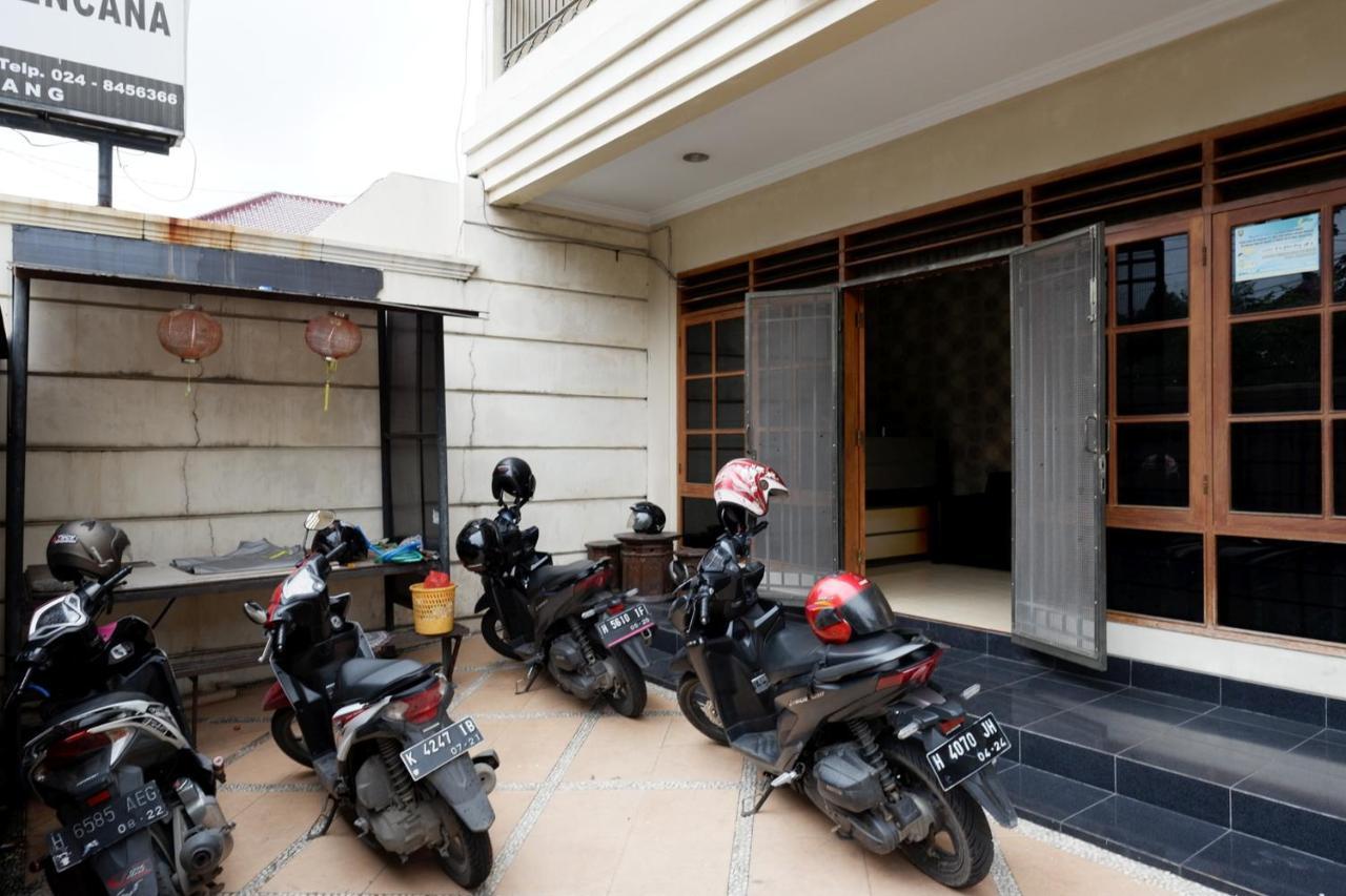 KoolKost near Kawasan Simpang Lima Semarang Hotel Bagian luar foto