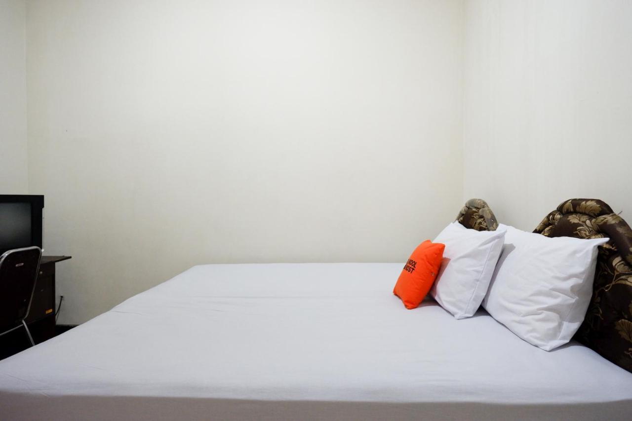 KoolKost near Kawasan Simpang Lima Semarang Hotel Bagian luar foto