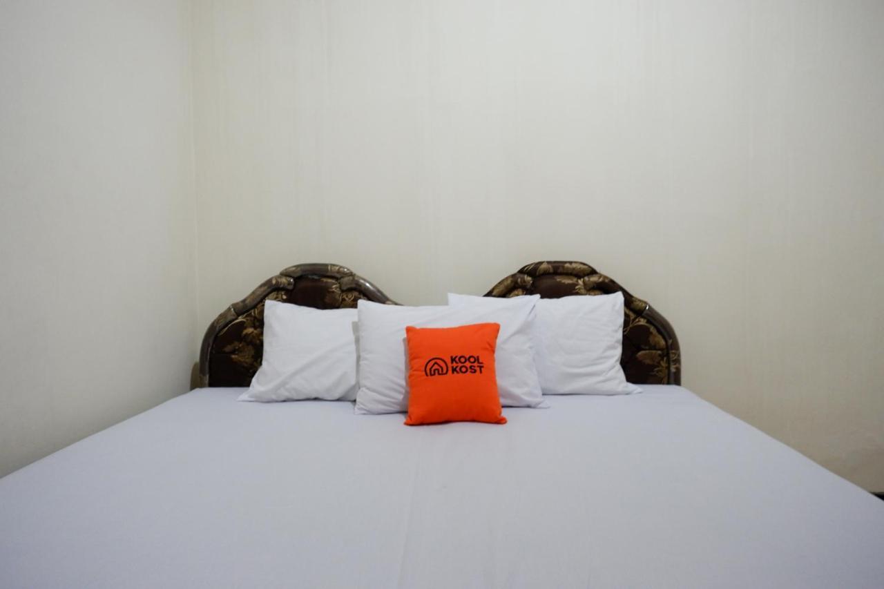 KoolKost near Kawasan Simpang Lima Semarang Hotel Bagian luar foto